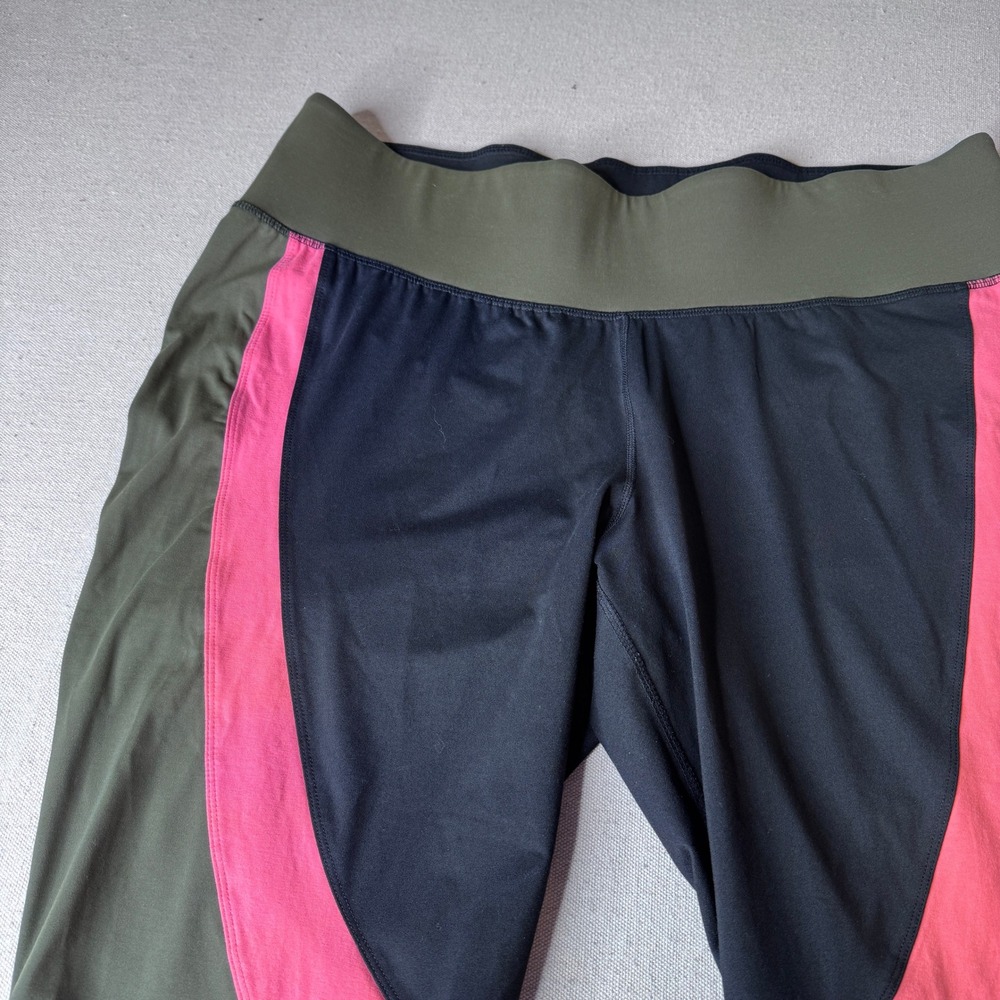 Livi‎ Active Colorblock Mesh Panel Cropped Activewear Leggings Plus 22/24